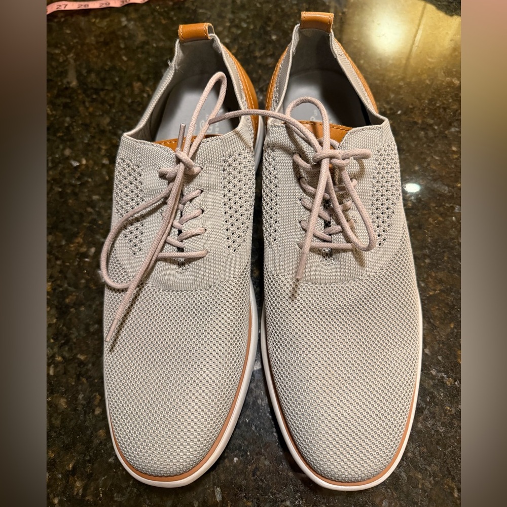 G.H. Bass Knit Oxford Sneakers in Light Gray Knit w/ Brown Leather Trim Size 11